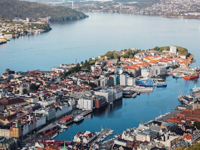 Vista de Bergen desde la montana Floyen Noruega 2019 09 08 DD 34